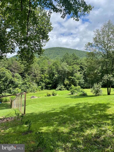 486 Hidden View Ln, Front Royal, VA 22630 - photo 2