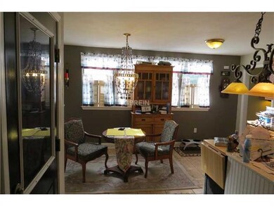 Breakfast Room.