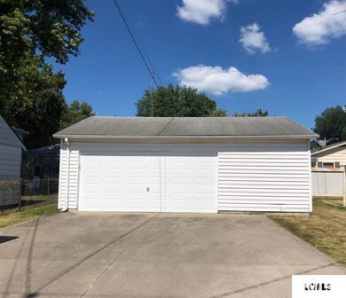 225 Williamette Ave, Lincoln, IL 62656 - photo 2
