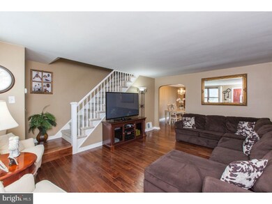 817 Surrey Ln, Glenolden, PA 19036 - photo 3