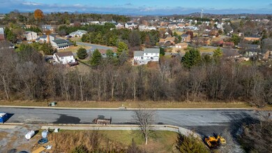 2102 Willow Hill Dr, Harrisonburg, VA 22801 - photo 7