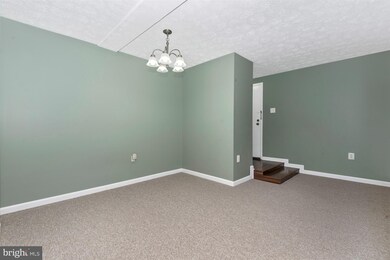 442 Girard St unit 201, Gaithersburg, MD 20877 - photo 3