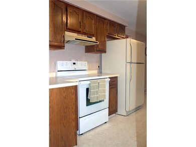 297 Daniel Dr, North Tonawanda, NY 14120 - photo 4