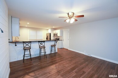 1721 W 69th St, Davenport, IA 52806 - photo 5