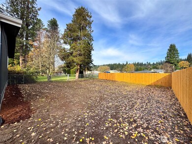 3064 Pennsylvania St, Longview, WA 98632 - photo 2