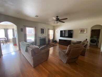 927 Playa Azul St unit 2, Alamogordo, NM 88310 - photo 3