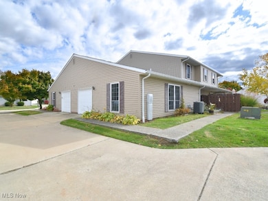 6864 Beacon Dr unit C, Mentor, OH 44060 - photo 4