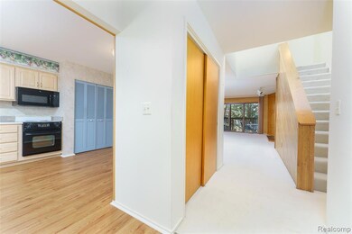 2155 Pauline Ct, Ann Arbor, MI 48103 - photo 7