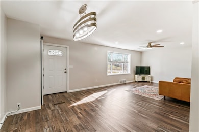 951 Shenango Rd, Beaver Falls, PA 15010 - photo 4