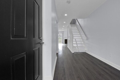 4-web-or-mls-2525-dahlia-way