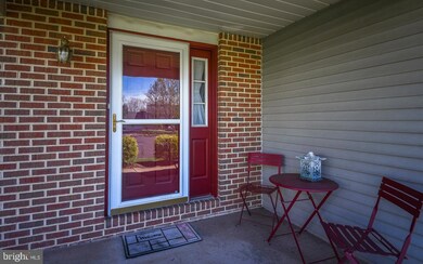 250 Heatherfield Dr, Souderton, PA 18964 - photo 2