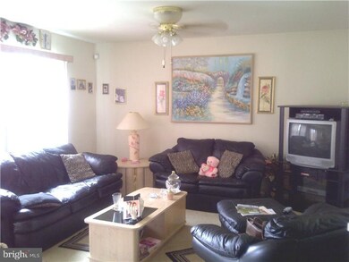 201 E Flagstone Dr, Newark, DE 19702 - photo 5