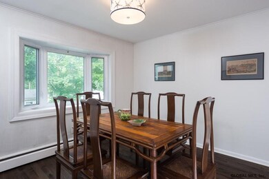 44 Myrtle St, Saratoga Springs, NY 12866 - photo 6