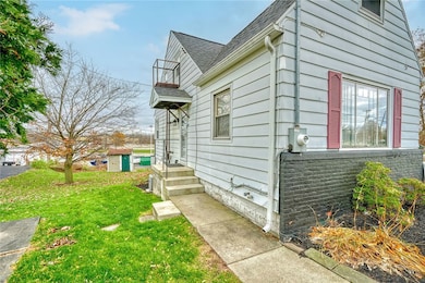 1070 Gravel Rd unit 3, Webster, NY 14580 - photo 2