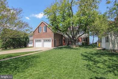 8469 Meadow Ln, Pasadena, MD 21122 - photo 4