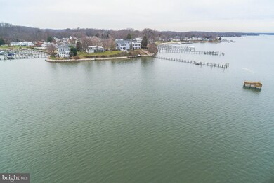 516 Bayview Point Dr, Edgewater, MD 21037 - photo 4