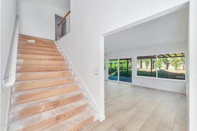 2162 Shady Brook Dr, Thousand Oaks, CA 91362 - photo 7