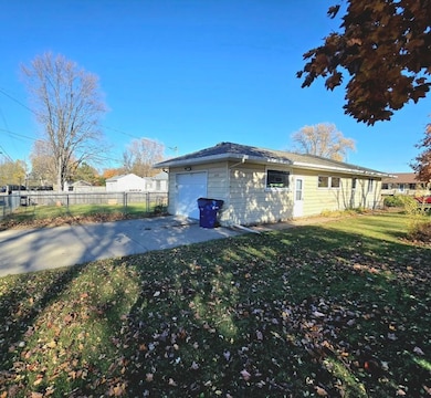 1285 11th Ave N, Saint Cloud, MN 56303 - photo 3