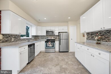 15819 Millbrook Ln, Laurel, MD 20707 - photo 3