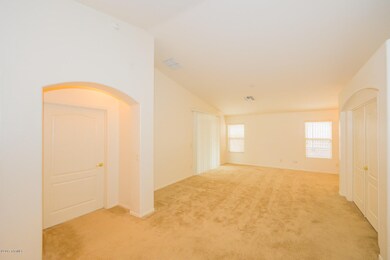 10886 master bedroom