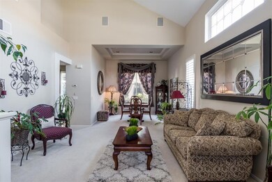 29616 Gracilior Dr, Escondido, CA 92026 - photo 2