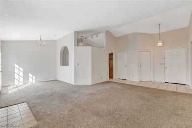 9533 Chianti Ln, Las Vegas, NV 89117 - photo 6
