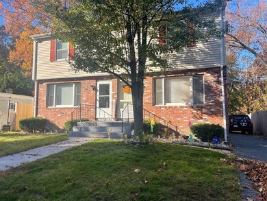 134-136 Darling St, Springfield, MA 01151 - photo 4