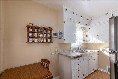 1332 55th St, Des Moines, IA 50311 - photo 5