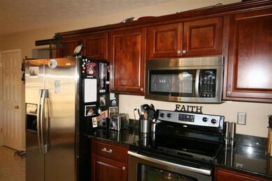 232 Christopher Dr unit 4, Nicholasville, KY 40356 - photo 2