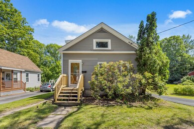 44 South St, Somersworth, NH 03878 - photo 2