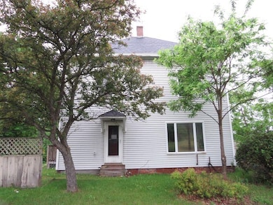 50 Williams St, Lancaster, NH 03584 - photo 2