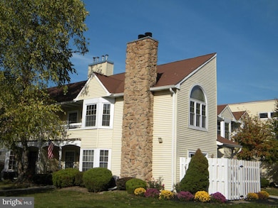 230 Mill Run Ct, Hightstown, NJ 08520 - photo 2