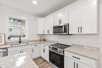 8172 9th St, Boiling Springs, SC 29316 - photo 7