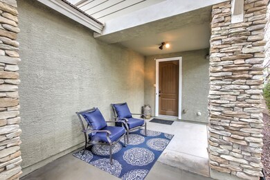 2234 E Bowker St-5