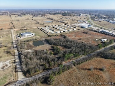 0 New Airport Rd, Hugo, OK 74743 - photo 3