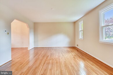 3020 Peebles Ct, Olney, MD 20832 - photo 5