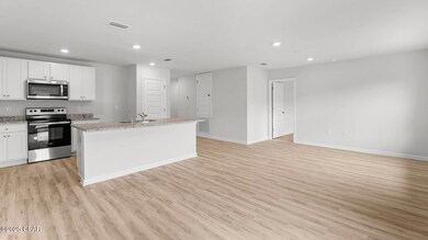 1617 Richmond St, Chipley, FL 32428 - photo 7