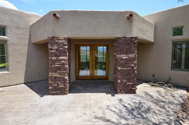 STACKED STONE ENTRY