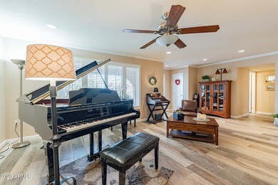 9835 W Lindgren Ave, Sun City, AZ 85373 - photo 6