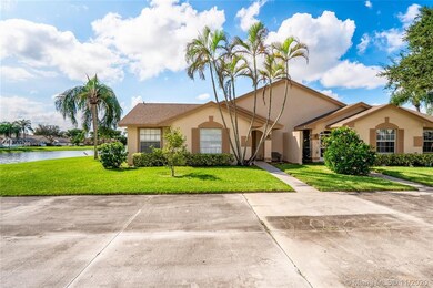 9334 Boca Gardens Pkwy unit C, Boca Raton, FL 33496 - photo 2