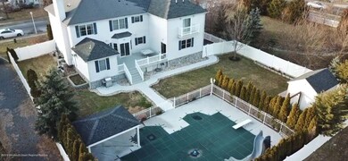 2 Nappi Court