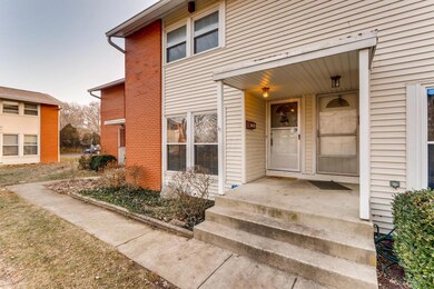 5470 Rockwood Ct unit R6, Columbus, OH 43229 - photo 4