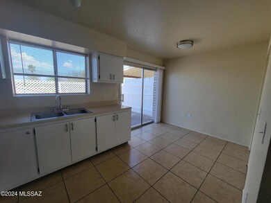 345 E Glenn St unit 9, Tucson, AZ 85705 - photo 4