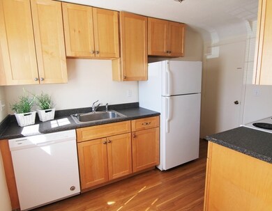 90 Emerson Gardens Rd unit 90, Lexington, MA 02420 - photo 6