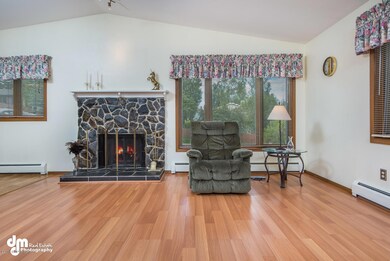 1825 E 57th Avenue Anchorage-large-005-1
