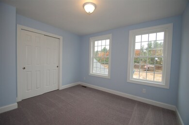 4 Harvest Ct unit 8, MerriMacK, NH 03054 - photo 3