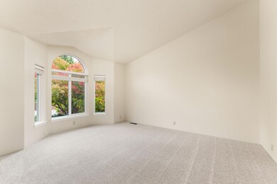 1009 NW Regent Dr, Grants Pass, OR 97526 - photo 4