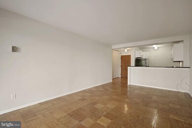 Potomac Plaza Terraces unit 219, Washington, DC 20037 - photo 6