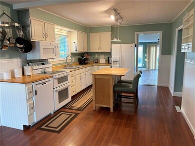 1121 Nursery St, Fogelsville, PA 18051 - photo 4