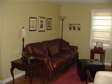 Living Room HARDWOOD FLOORS THROUGHOUT-NEW WINDOWS